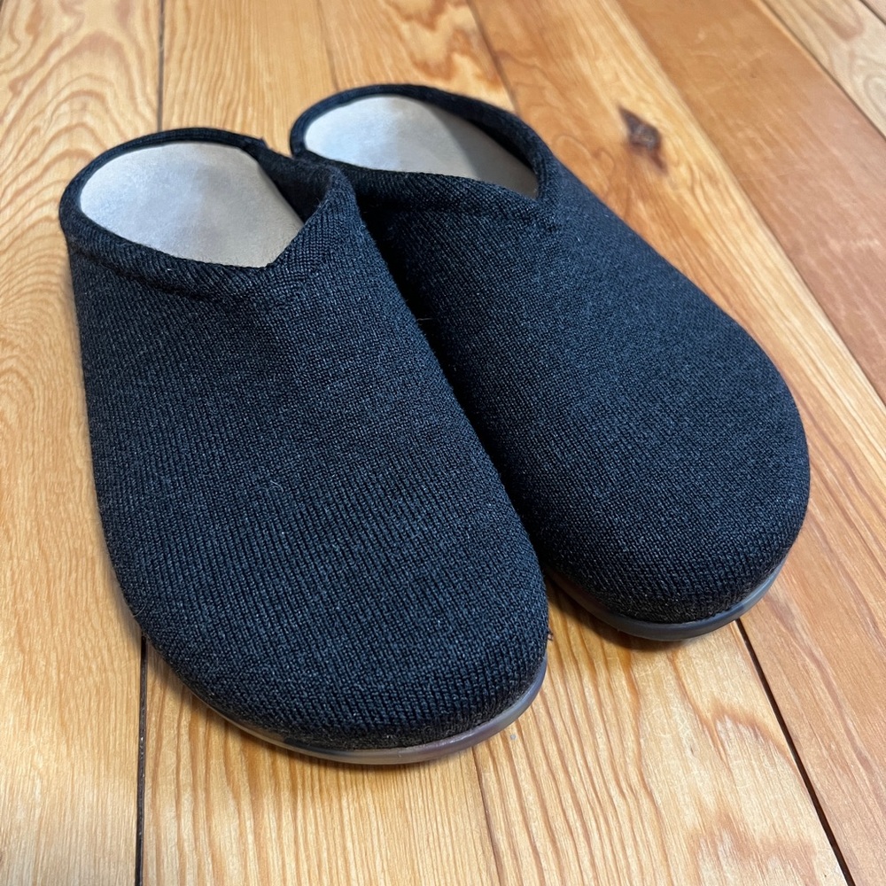 Rothy’s The Casual Clog in Soft Black